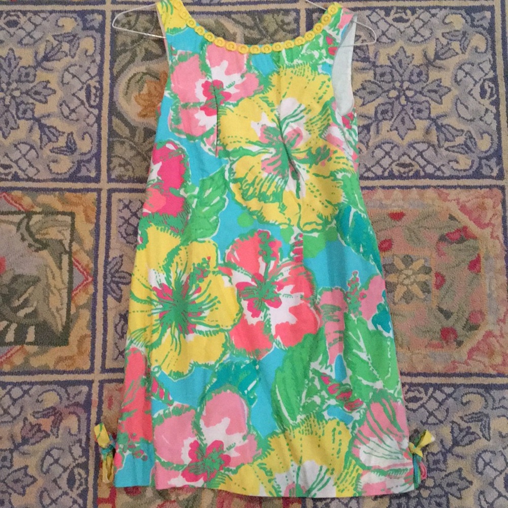 Lilly Pulitzer shift dress